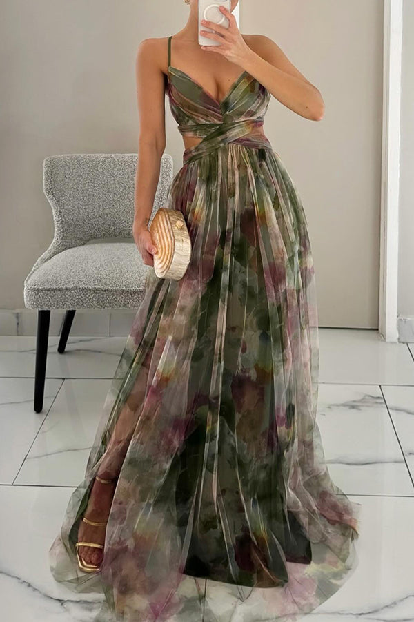 Vestido largo de malla de invitada de boda con corte ceñido y tirantes finos | Maxi