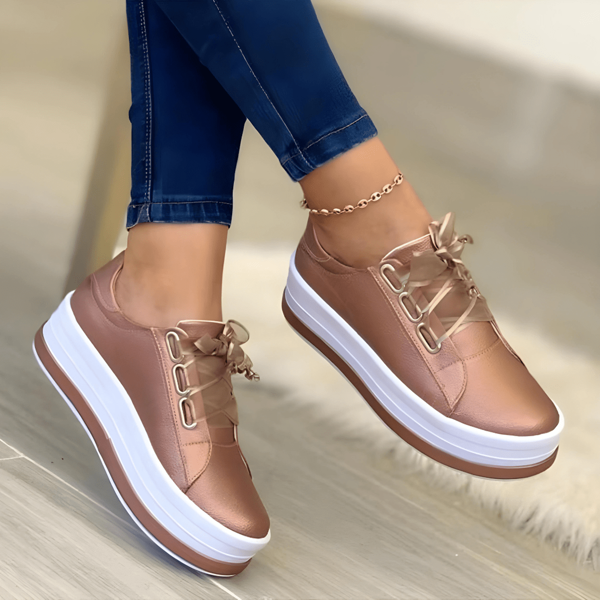 Baskets Plateforme Décontractées Femme Lacets Œillets Métalliques Semelle Haute | Aitana