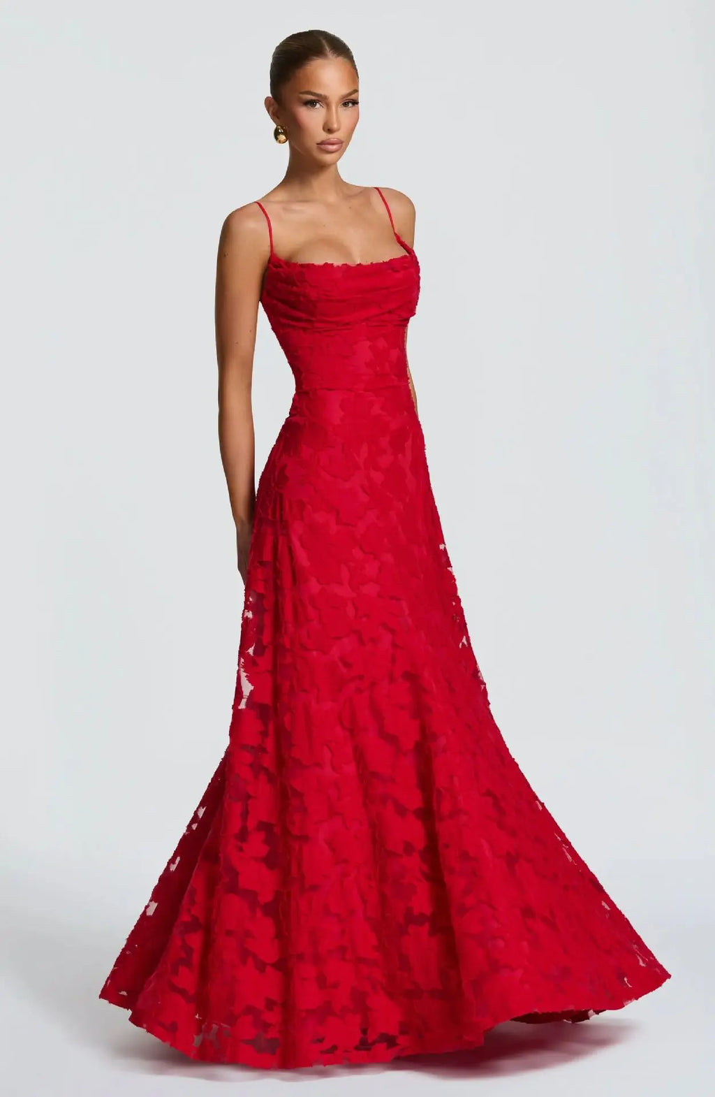 vestido Elegante de noche floral de invitada de boda con tirantes finos y espalda de cordones | Maxi