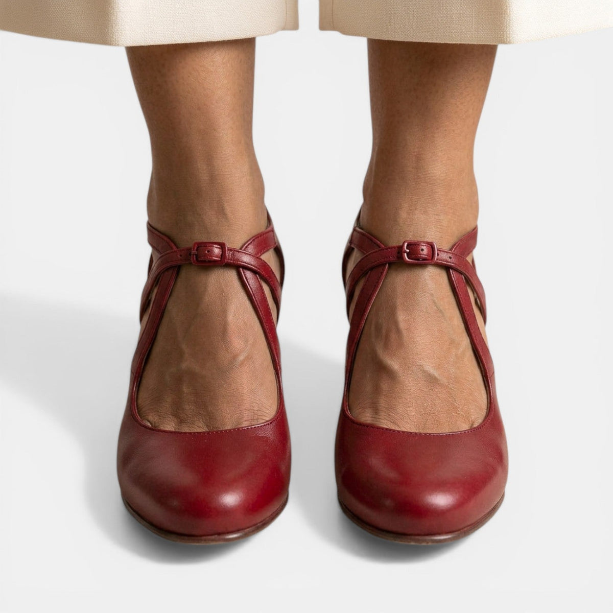Sandalias Elegante T-strap Cuero Tacón Mujer | Dune